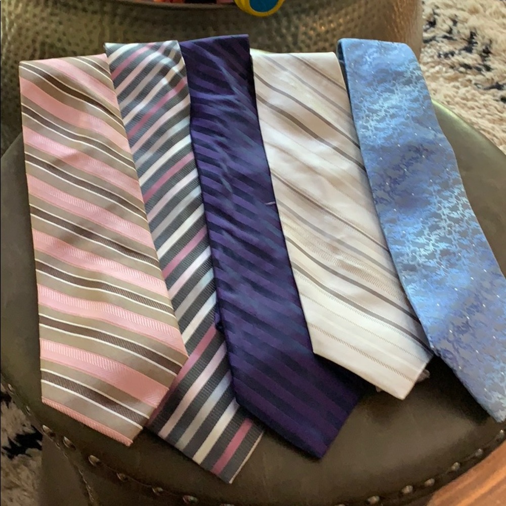 Bundle of 5 ties